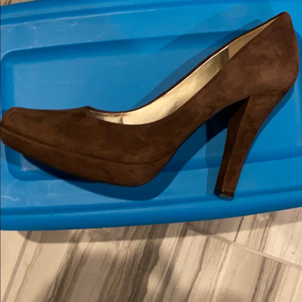 Guess heels